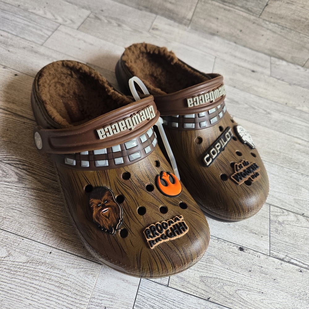 Crocs x Star Wars Chewbacca Classic Lined Clogs